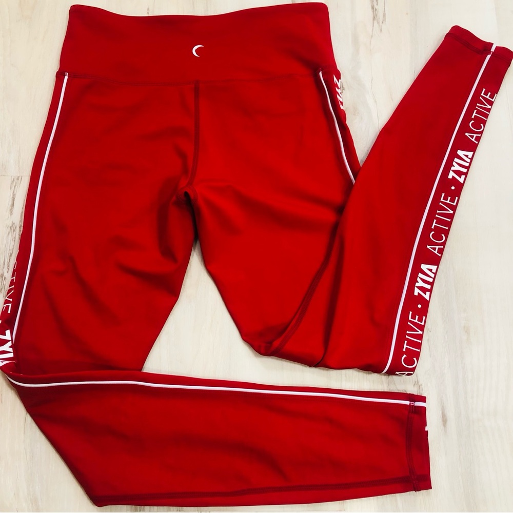 Zyia Active leggings